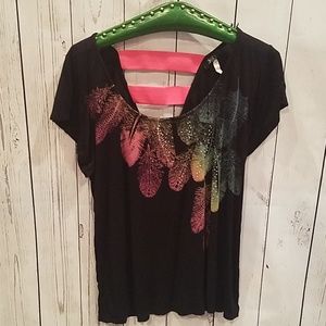 Super Soft Deb Black/ Rainbow "Feather" 1X Blouse!